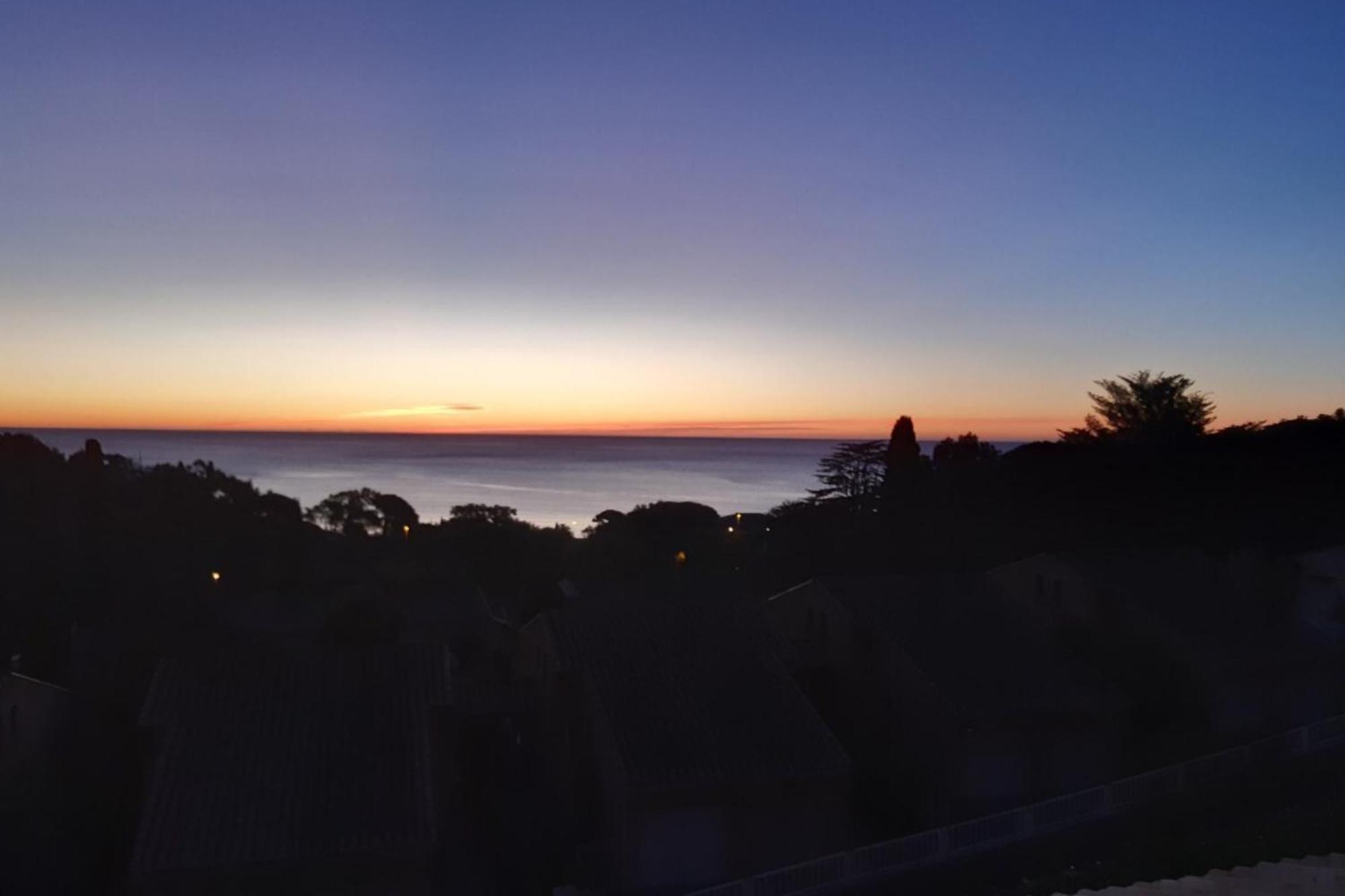Apartamento Duplex In Pramousquier - Sea View Le Lavandou Exterior foto
